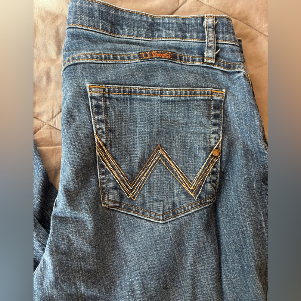 Wrangler Q Baby Medium Wash Blue Jeans with Stitch Detail